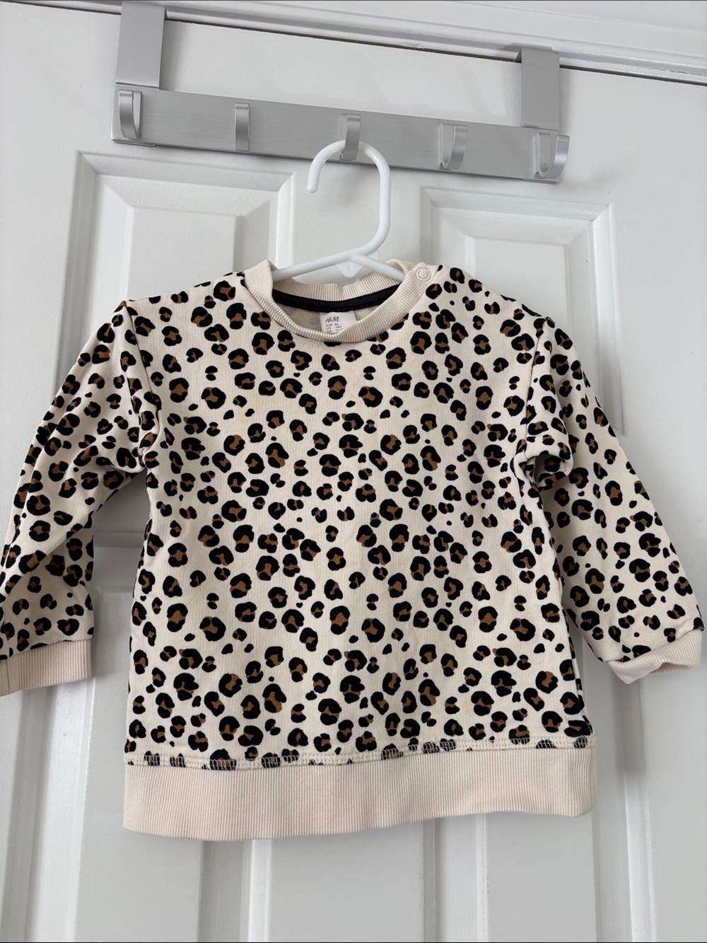 H&M Leopard Print Sweatshirt - Cream, Brown, Black
